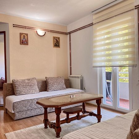 Apartman Konatar Цетине Экстерьер фото